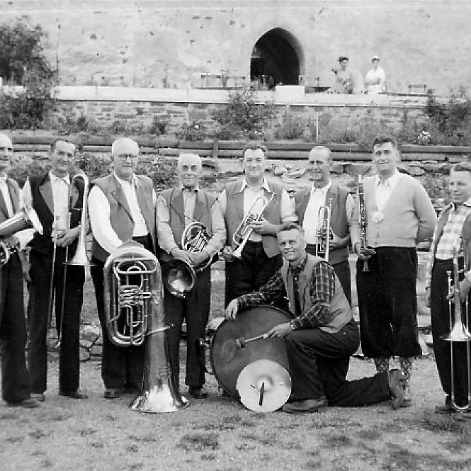 Kleine Gruppe (Pfuiderer)